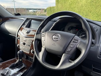 2022 Nissan Patrol - Thumbnail
