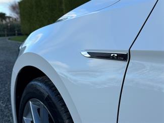 2023 Volkswagen Passat - Thumbnail