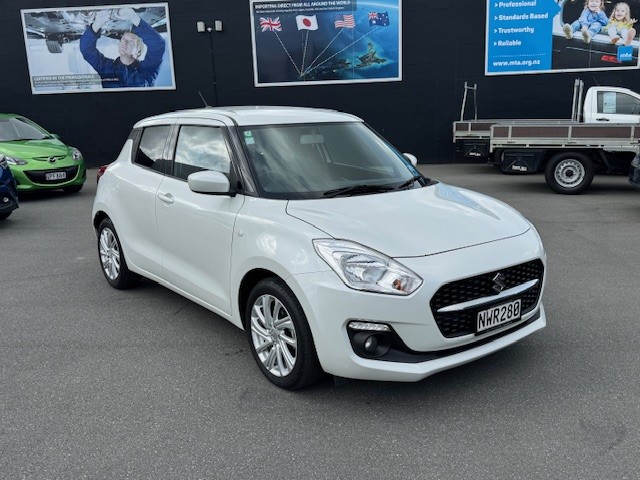 2021 SUZUKI SWIFT