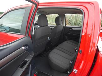 2017 Holden Colorado - Thumbnail