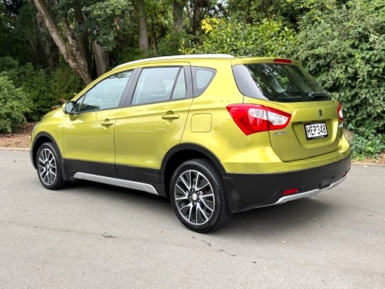 2014 SUZUKI S-Cross