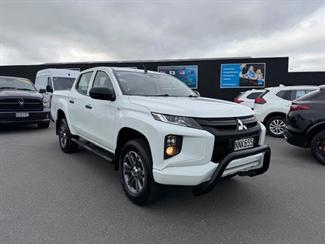 2021 Mitsubishi Triton - Thumbnail