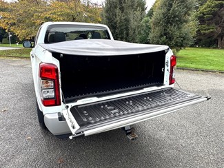 2021 Mitsubishi Triton - Thumbnail