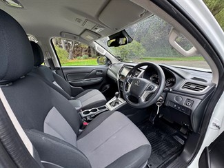 2021 Mitsubishi Triton - Thumbnail