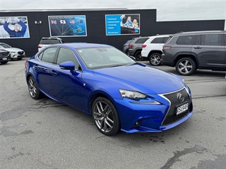 2015 Lexus IS200t - Thumbnail