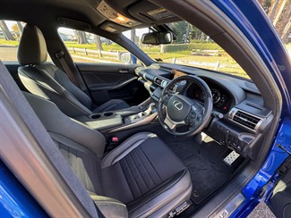 2015 Lexus IS 200t - Thumbnail