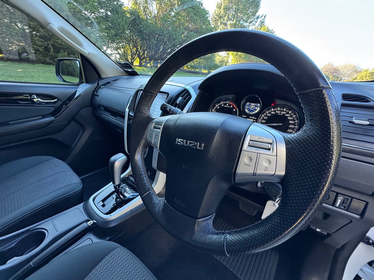 2019 Isuzu MU-X