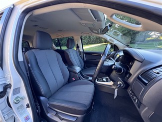 2019 Isuzu MU-X - Thumbnail