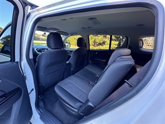 2019 Isuzu MU-X - Thumbnail