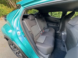 2018 Toyota C-HR - Thumbnail