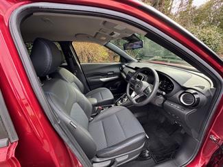 2021 Nissan Kicks - Thumbnail