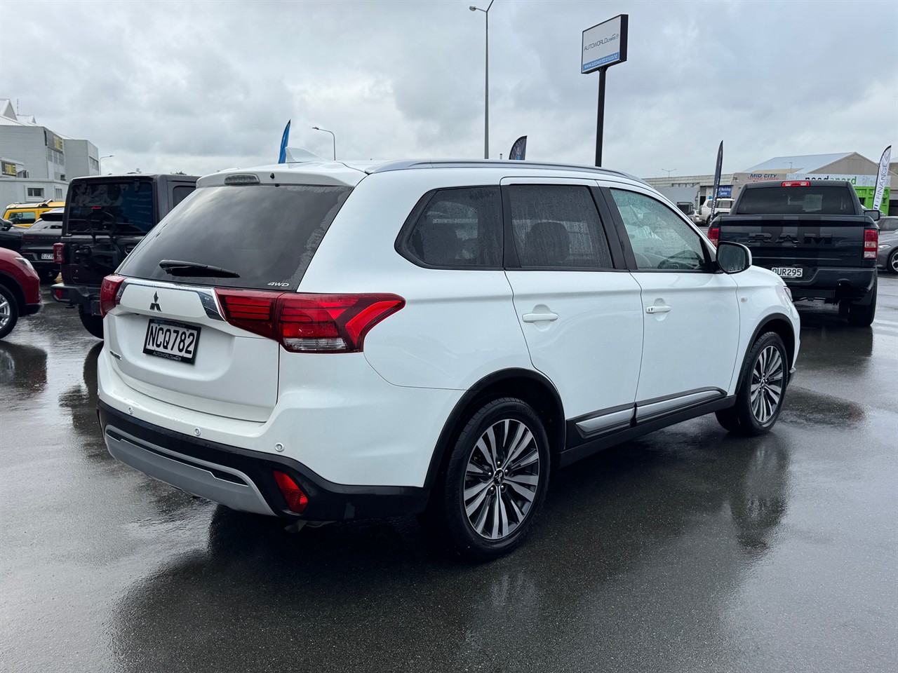 2020 Mitsubishi Outlander