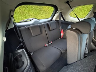 2022 Mitsubishi Outlander - Thumbnail