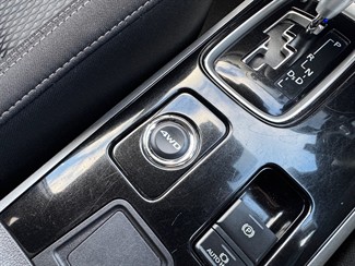 2022 Mitsubishi Outlander - Thumbnail