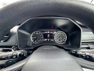 2023 Mitsubishi Outlander - Thumbnail