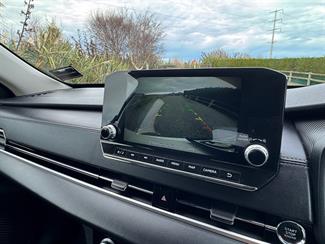 2023 Mitsubishi Outlander - Thumbnail