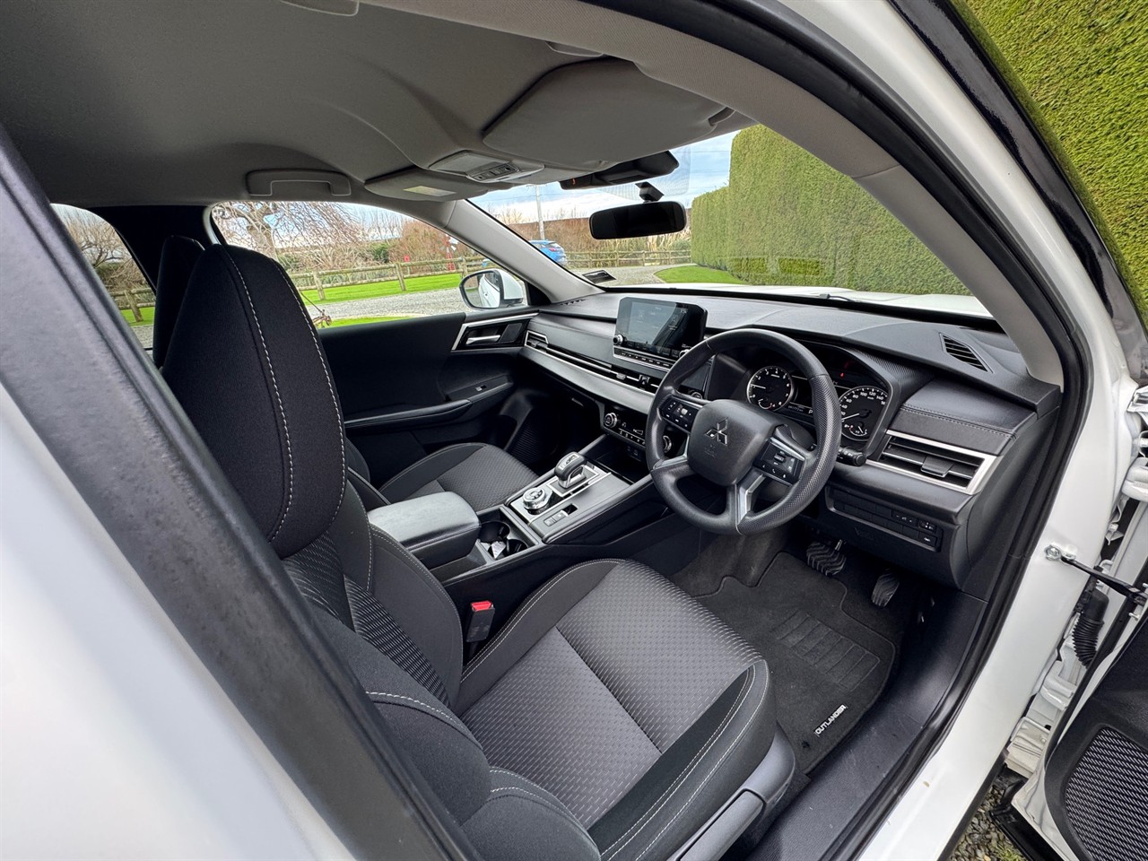 2023 Mitsubishi Outlander