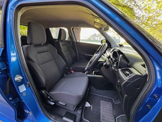 2017 SUZUKI SWIFT - Thumbnail