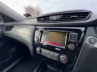 2021 Nissan X-Trail - Thumbnail