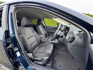 2014 Mazda Axela - Thumbnail