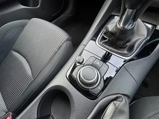 2014 Mazda Axela - Thumbnail
