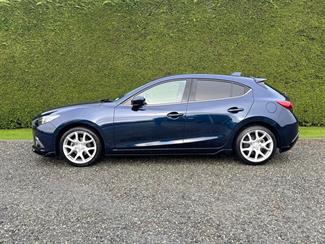 2014 Mazda Axela - Thumbnail