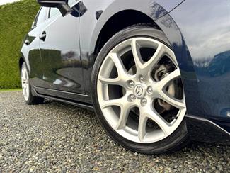 2014 Mazda Axela - Thumbnail