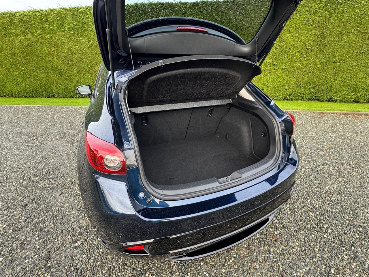 2014 Mazda Axela