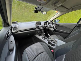 2014 Mazda Axela - Thumbnail