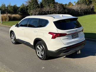 2021 Hyundai Santa Fe - Thumbnail