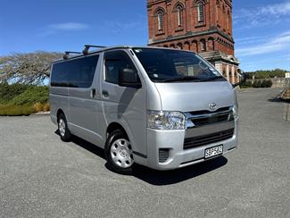 2021 Toyota Hiace - Thumbnail