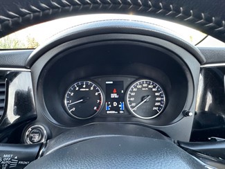 2020 Mitsubishi Outlander - Thumbnail