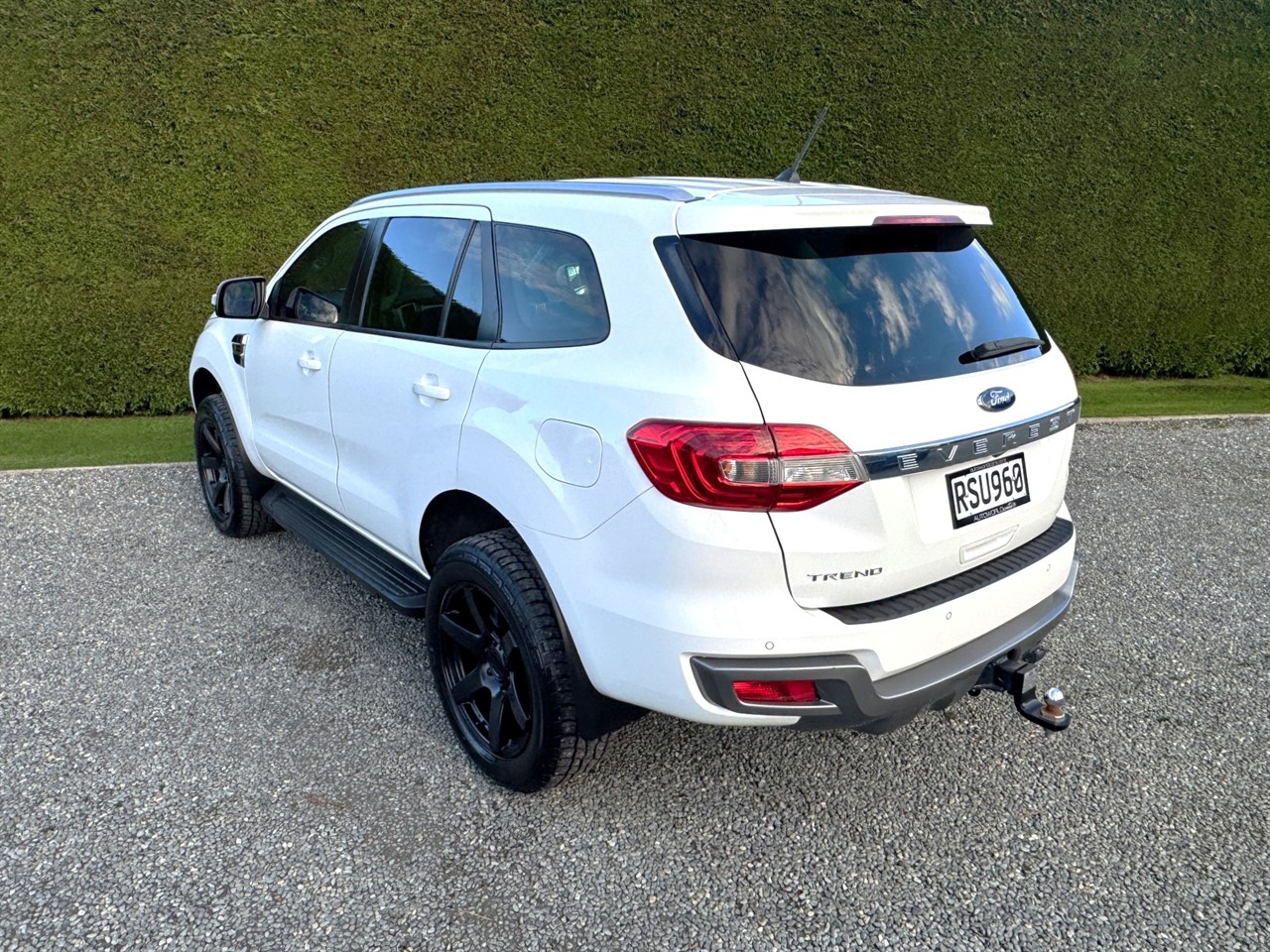 2019 Ford Everest