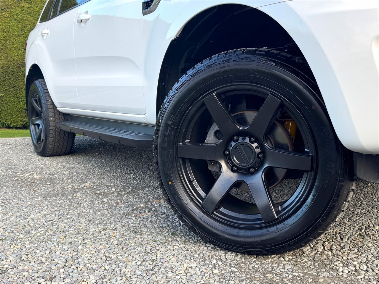 2019 Ford Everest