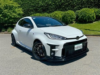 2021 Toyota Yaris - Thumbnail