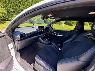 2021 Toyota Yaris - Thumbnail