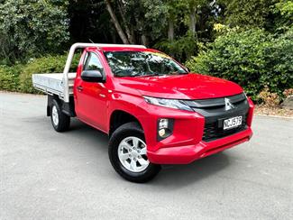 2020 Mitsubishi Triton - Thumbnail