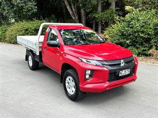 2020 Mitsubishi Triton - Thumbnail