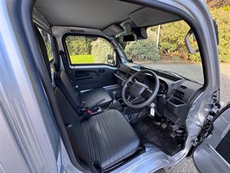 2024 Daihatsu Hijet - Thumbnail