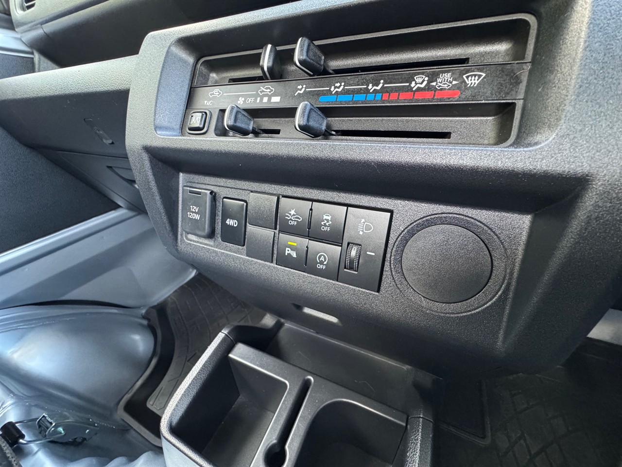 2024 Daihatsu Hijet