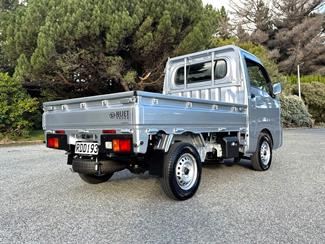 2024 Daihatsu Hijet - Thumbnail
