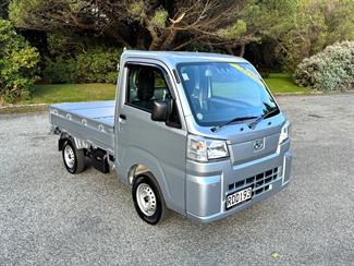 2024 Daihatsu Hijet - Thumbnail