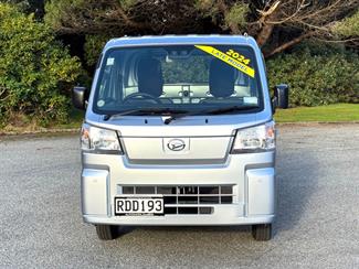 2024 Daihatsu Hijet - Thumbnail