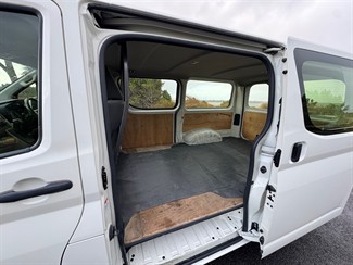 2021 Toyota Hiace - Thumbnail