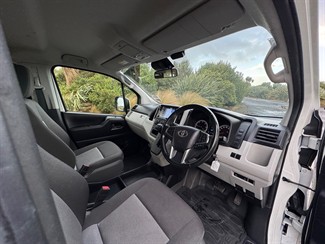 2021 Toyota Hiace - Thumbnail