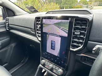 2023 Ford Everest - Thumbnail