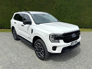2023 Ford Everest - Thumbnail