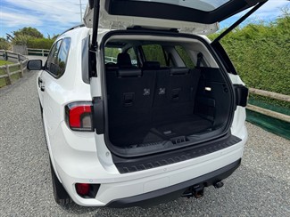 2023 Ford Everest - Thumbnail