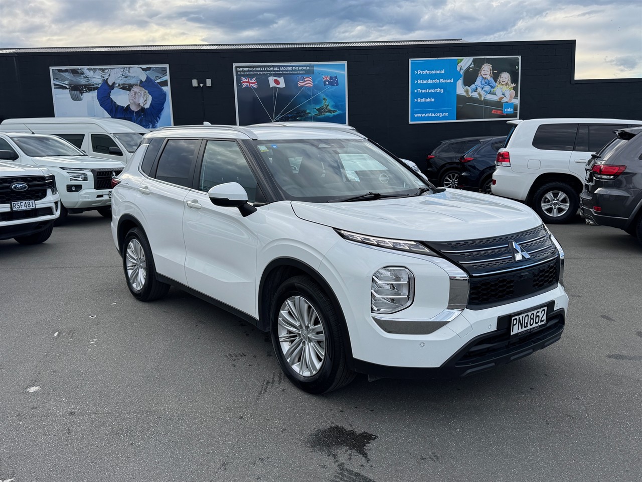 2022 Mitsubishi Outlander