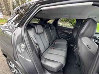 2022 Peugeot 3008 - Thumbnail